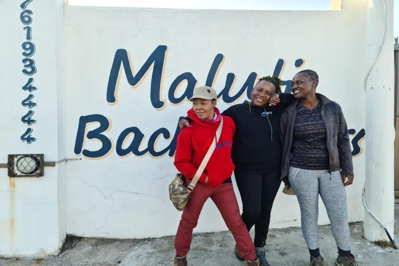 Готель Maluti Backpackers Phuthaditjhaba Екстер'єр фото